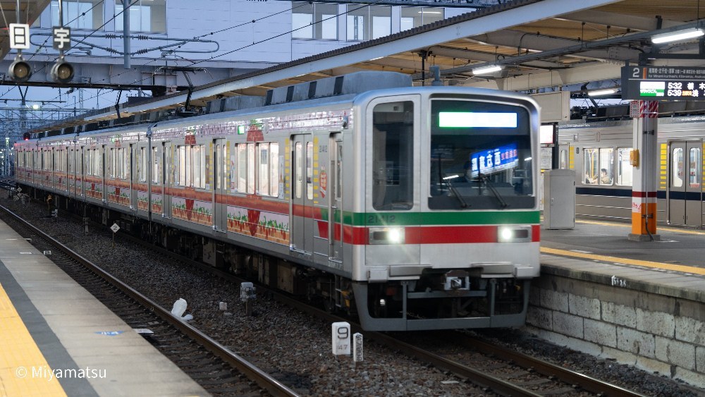 変な時間でも意外とふんばってくれている撮り鉄テスト