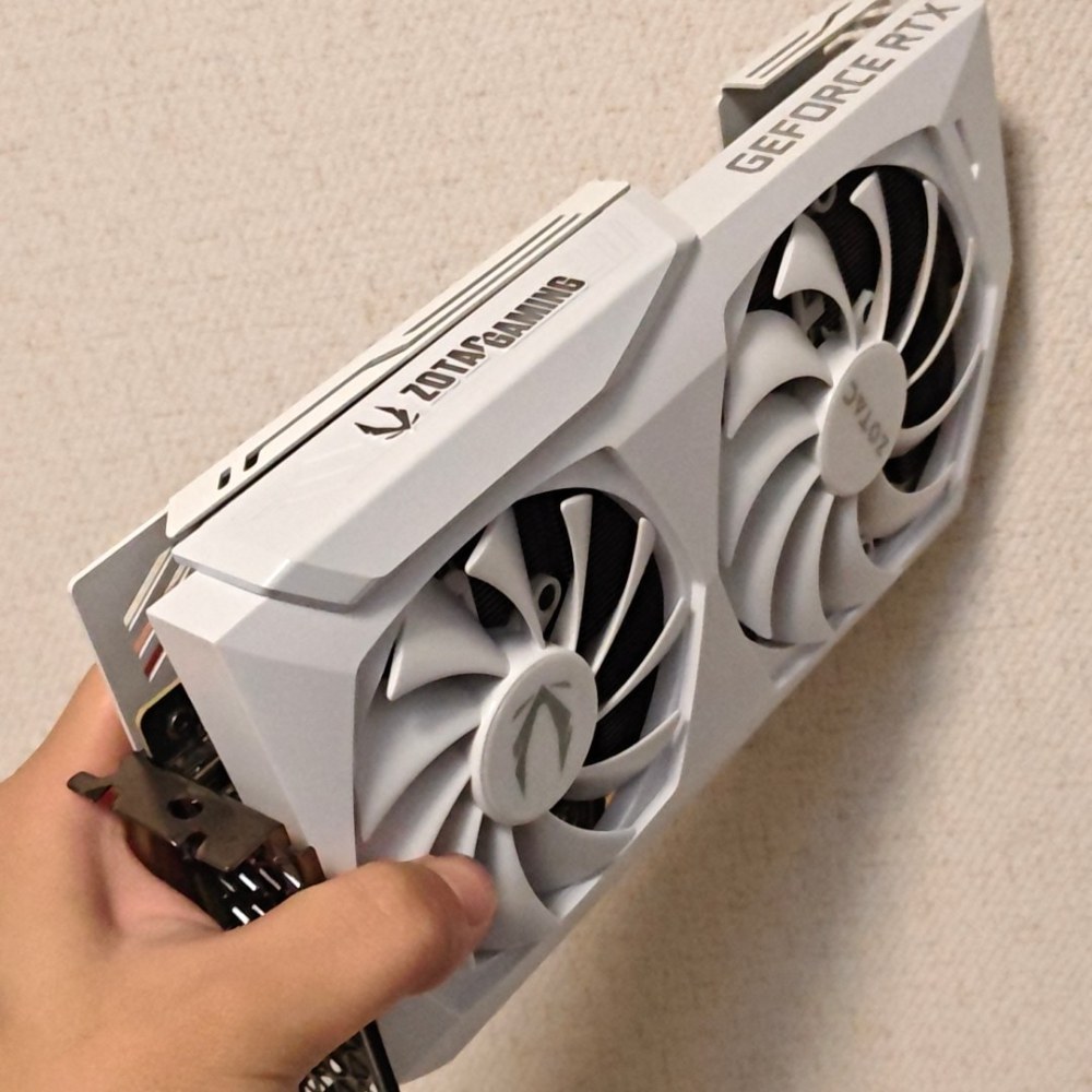 ZOTAC RTX 3070Ti Trinity レビュー写真3