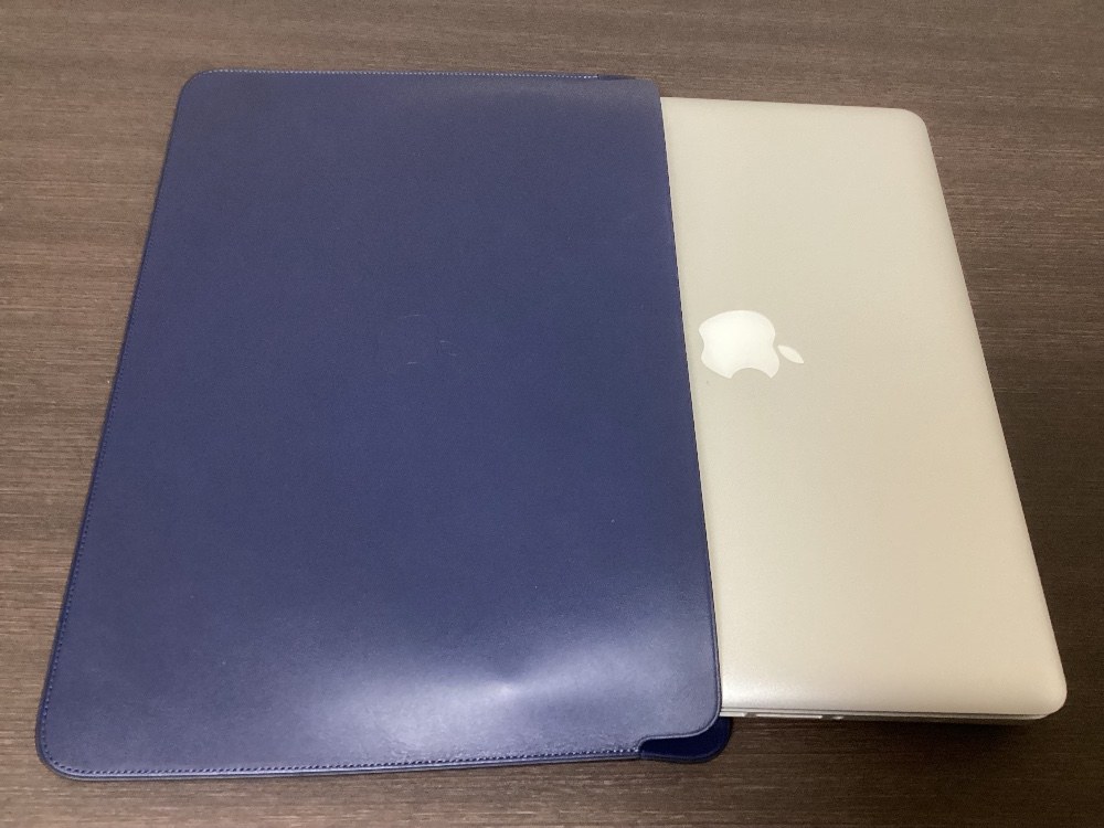 Apple MacBook Pro Leather Sleeve （15inch） レビュー写真4