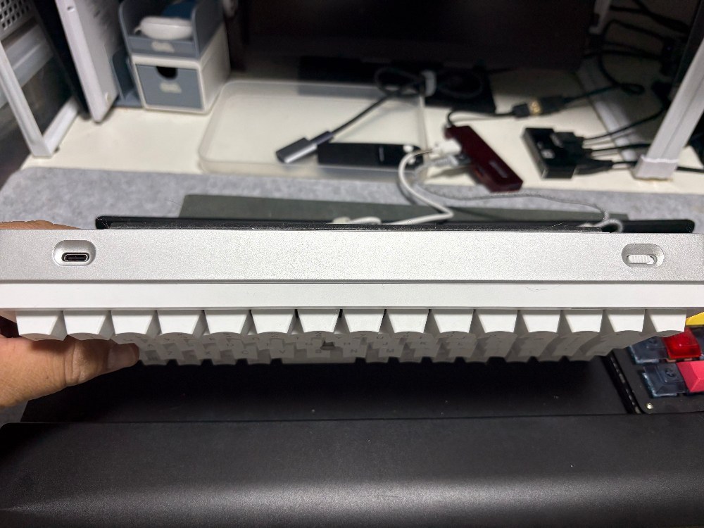 キーボード背面