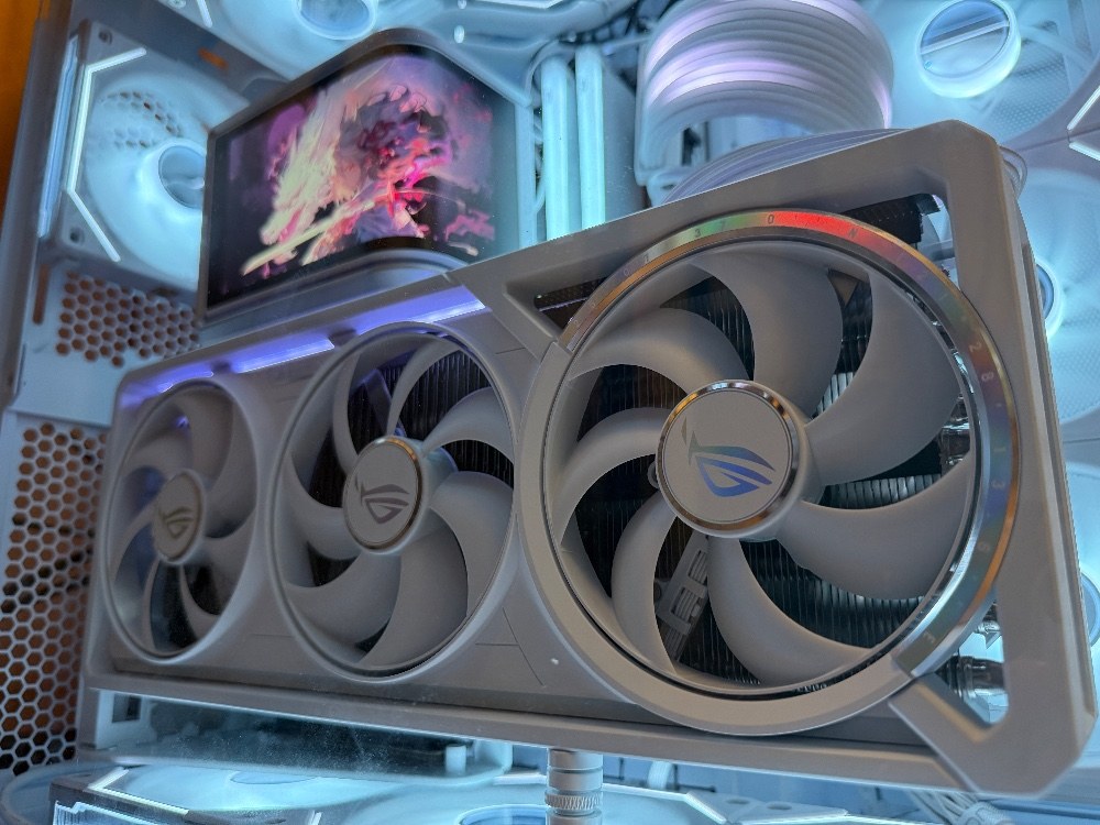 ASUS、LIAN LI、AMD レビュー写真