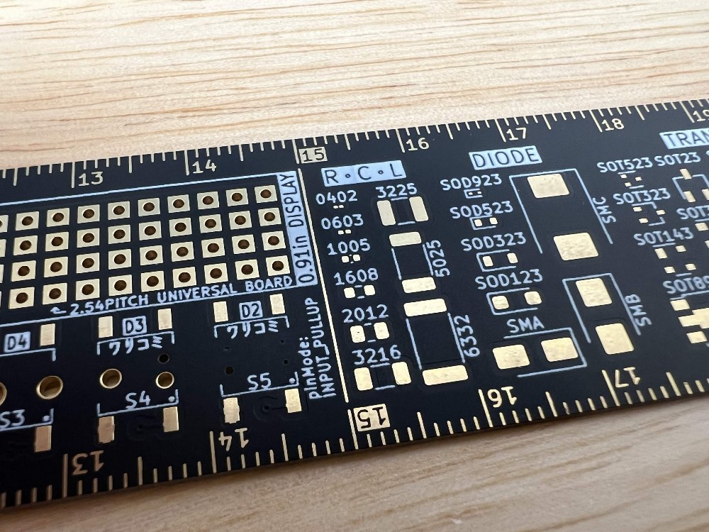 吉田製作所 吉田製作所 30cmプリント基板定規 無電解金メッキ ワケアリ品 1本入り (黒) レビュー写真3