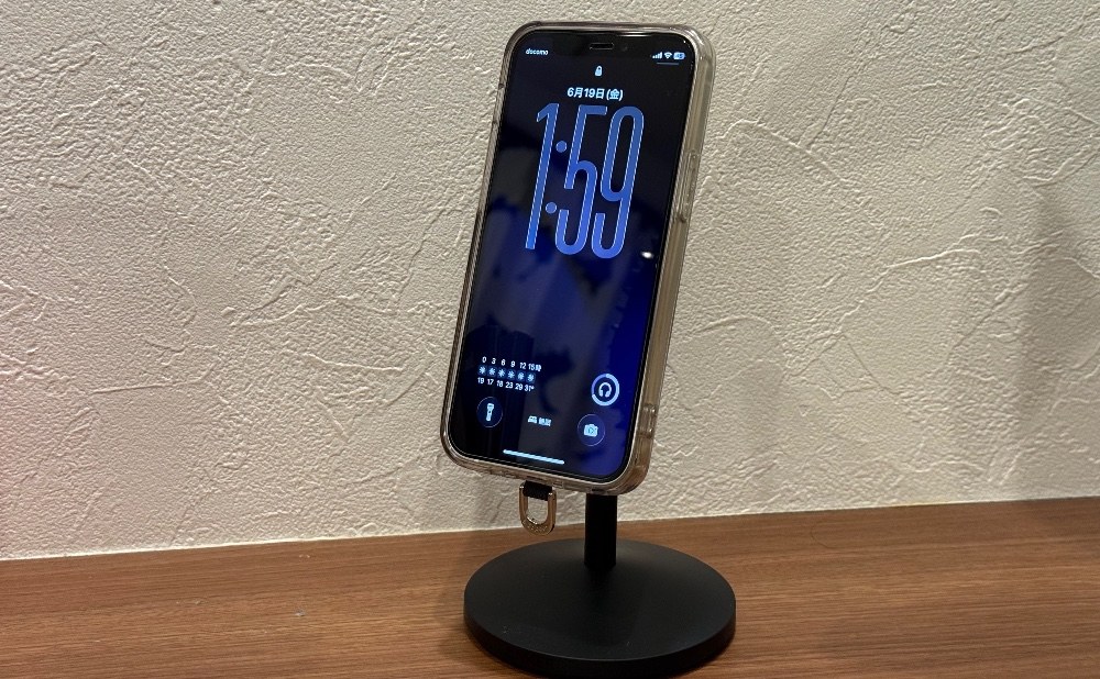 実際にiPhoneを乗せてみた