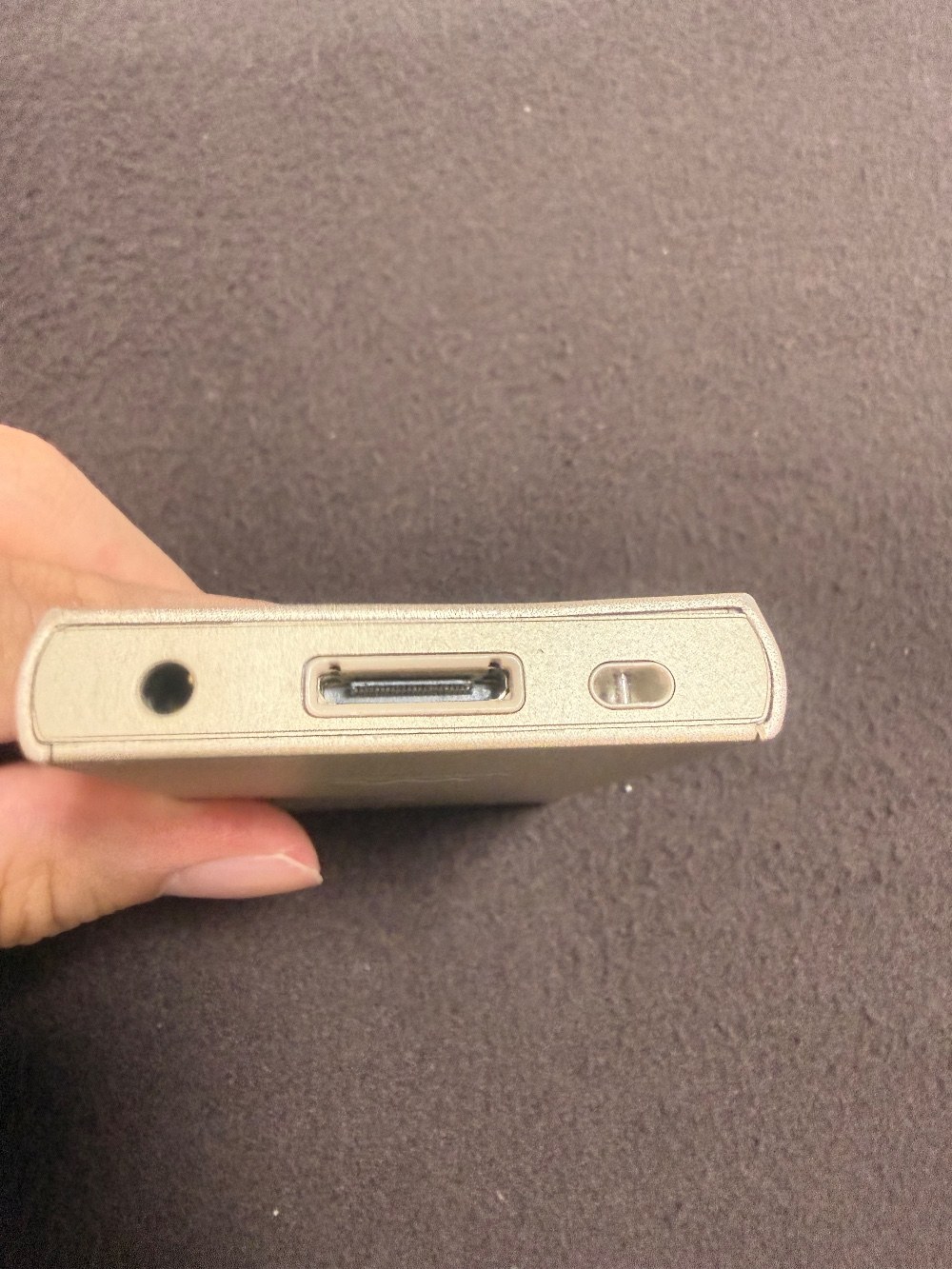 Sony walkman本体下