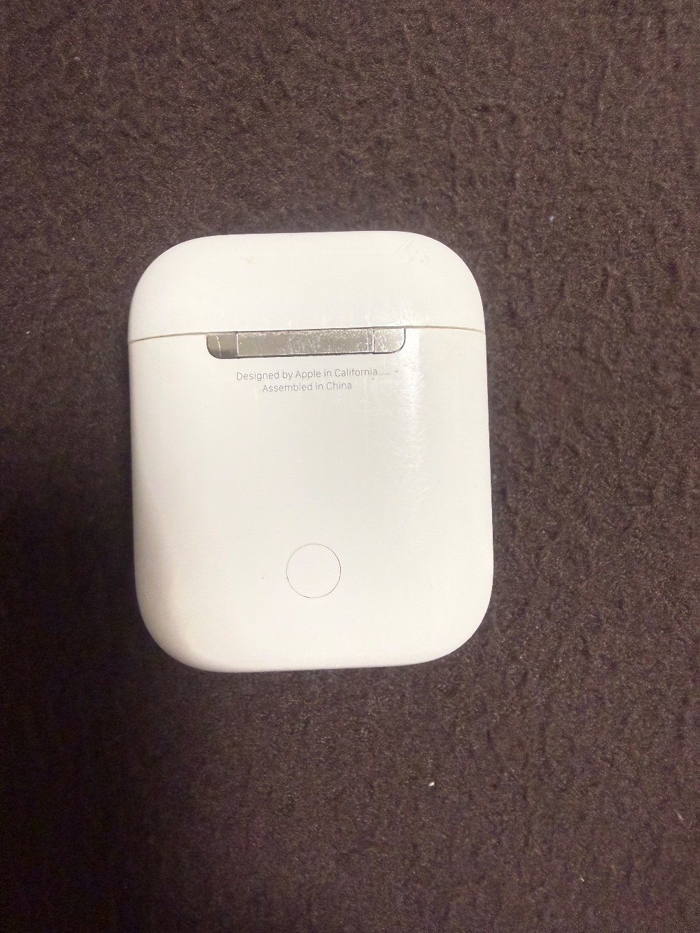 AirPods 裏側