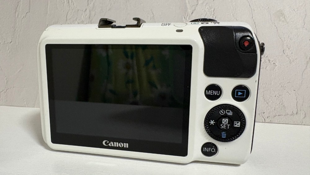 Canon EOS M EF-M18-55レンズキット レビュー写真3