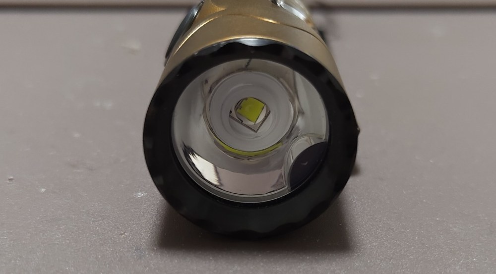 LEDは1つ！