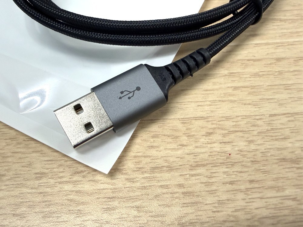 端子USB-A側 表