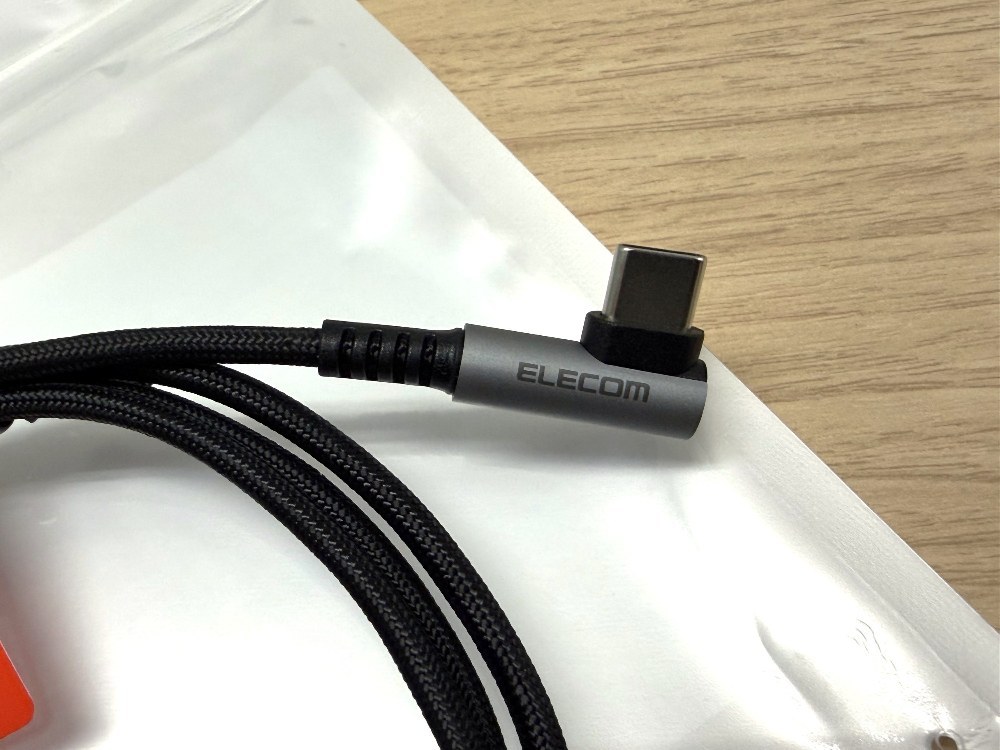 端子USB-C側 裏