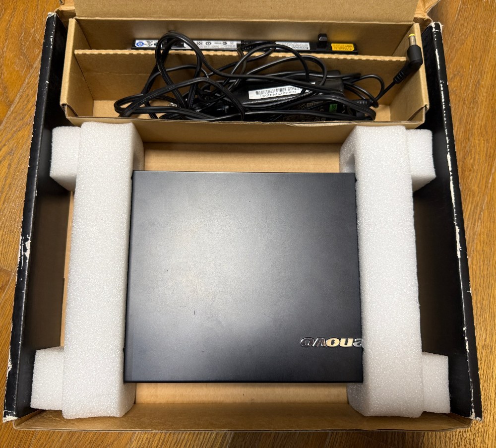 Lenovo IdeaPad S10e レビュー写真2