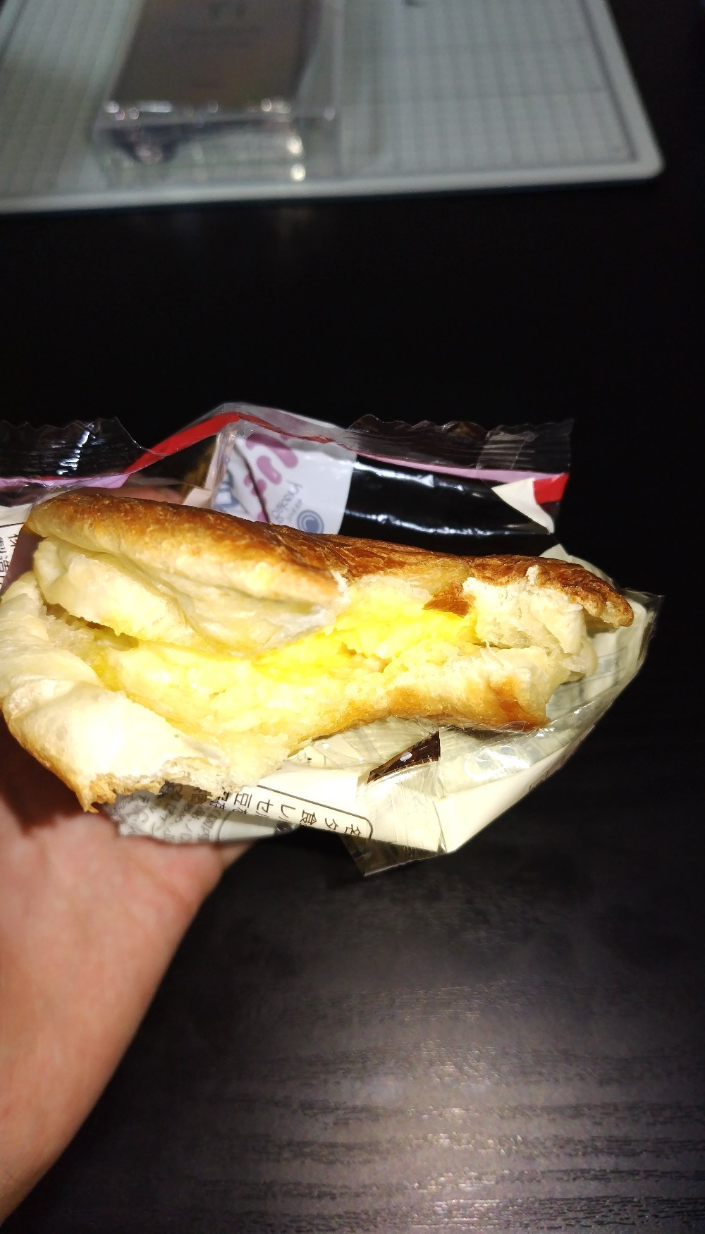山崎製パン もーっちり食感クロワッサンロール レビュー写真2