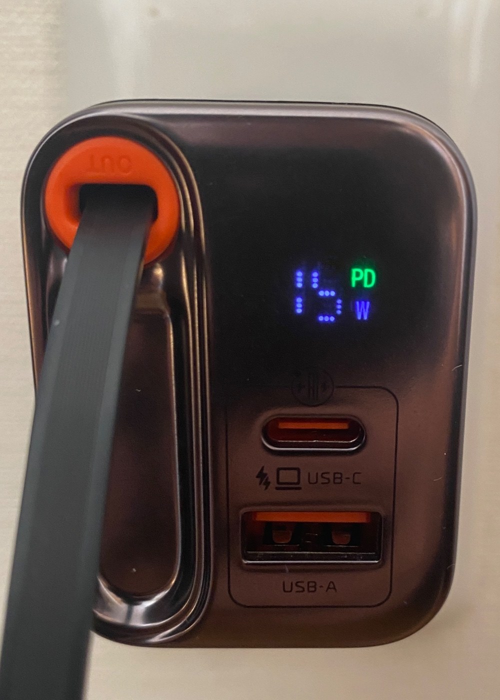 充電中