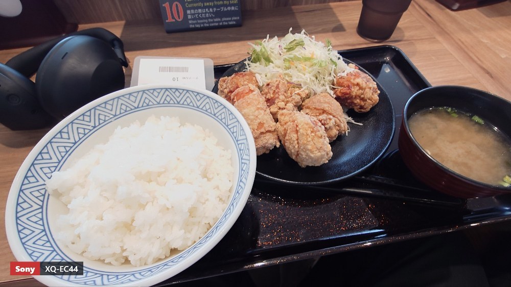 みんながよく撮る飯テロではXperiaは向いてるのか！　その1