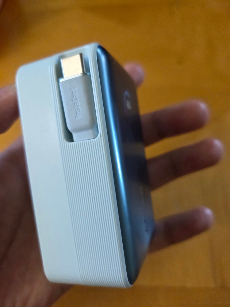 磁石でピタッと