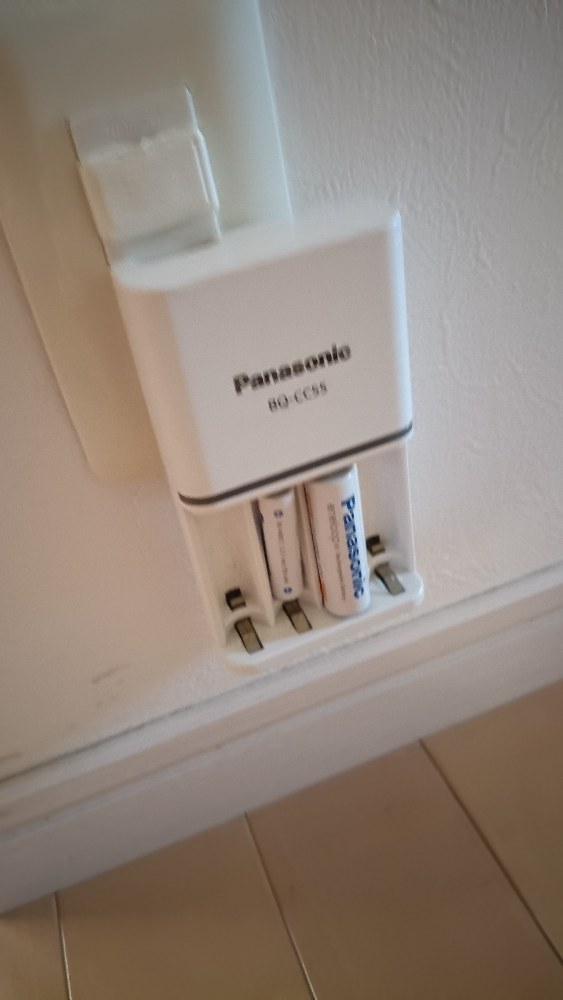 実際にエネループを充電してみる