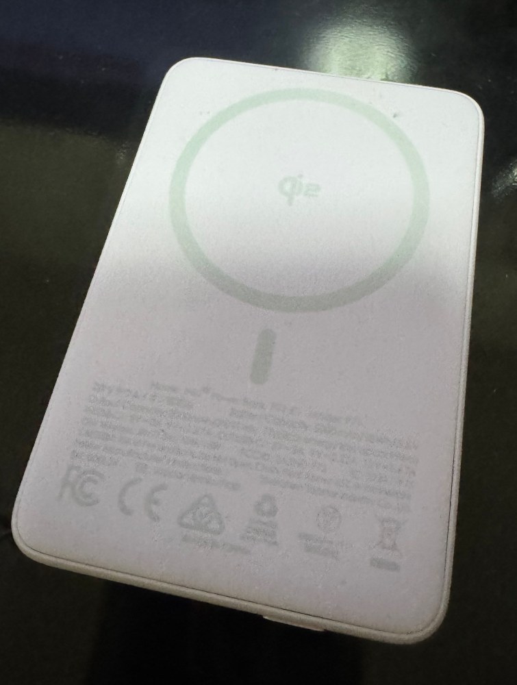 ININU モバイルバッテリー MagSafe対応 5000mAh レビュー写真2