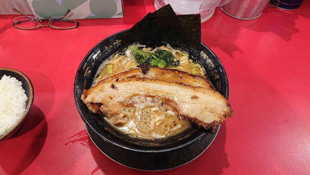ぶっちぎりチャーシュー麺