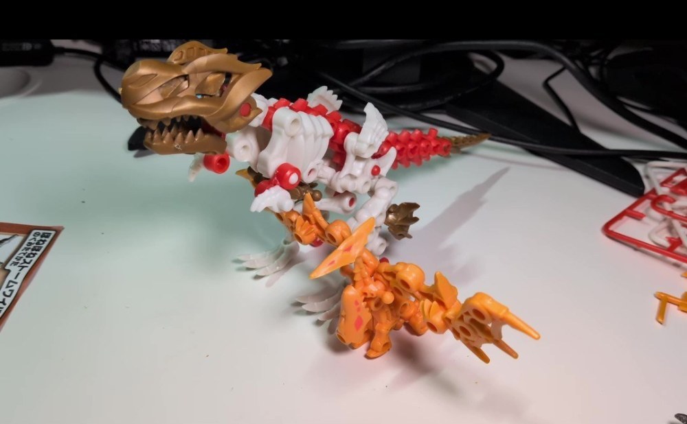 カバヤ ほねほねザウルスブロックス第１４弾【超絶合体変形！超聖龍王降臨編】 レビュー写真2