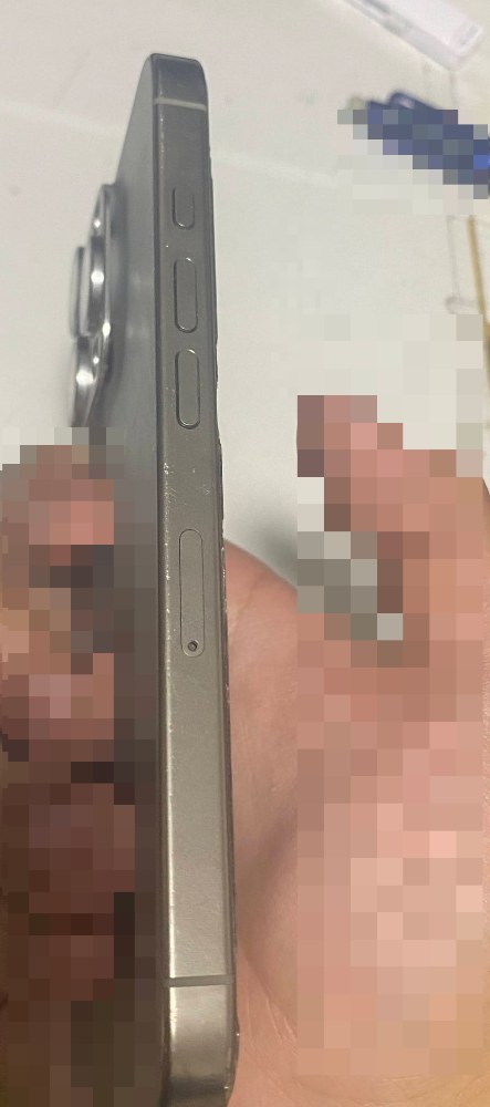 国内版で物理SIM対応iPhone最後のモデルのiPhone（忘れてたわ）