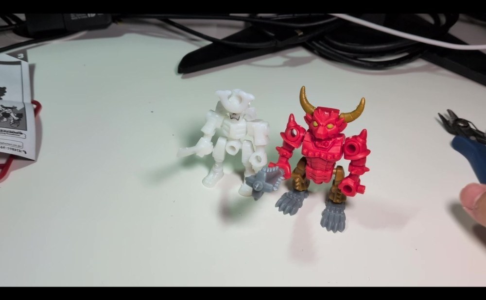 ほねほねサムライと鬼鎧