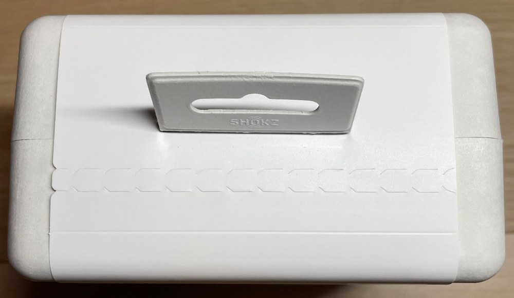 パッケージデザイン（上部）
