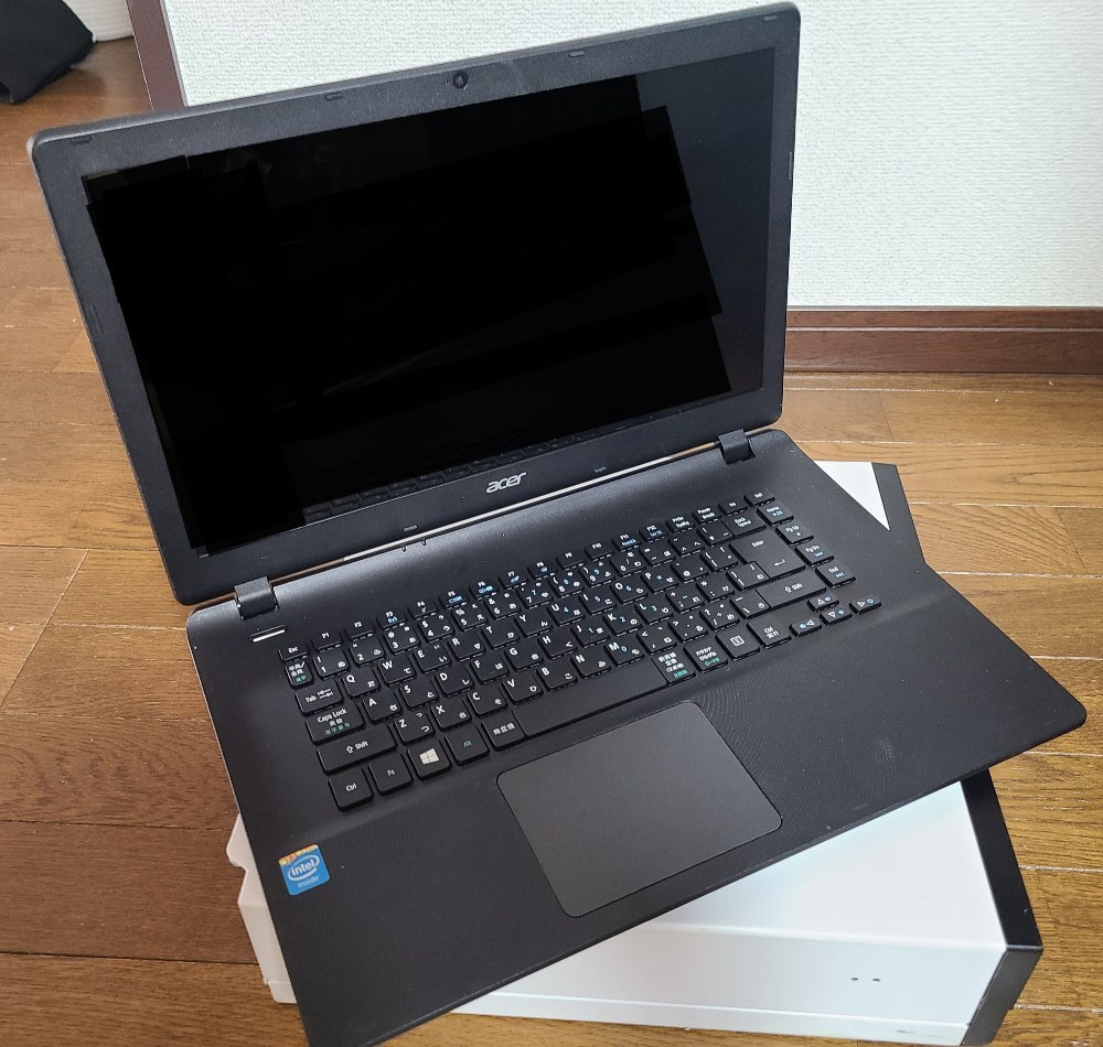 ⑨Acer Aspire ES1-511
