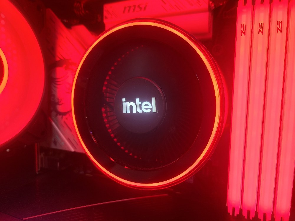 Intel Laminar RH2 レビュー写真6