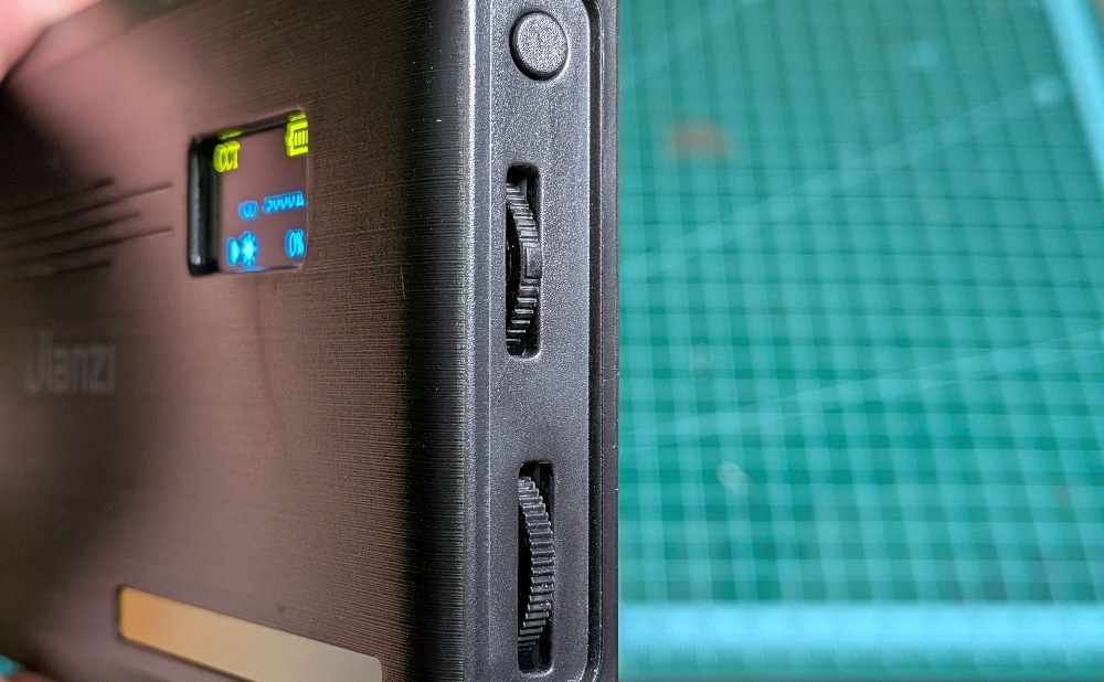 Ulanzi VL200 LEDビデオライト レビュー写真5
