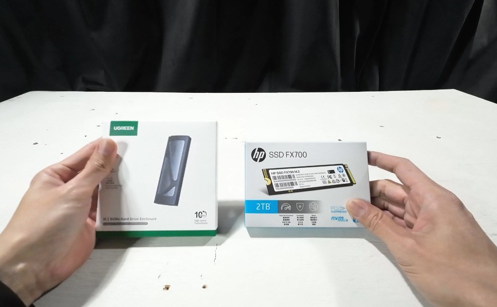 M.2 SSD外付けケースとM.2 SSD
