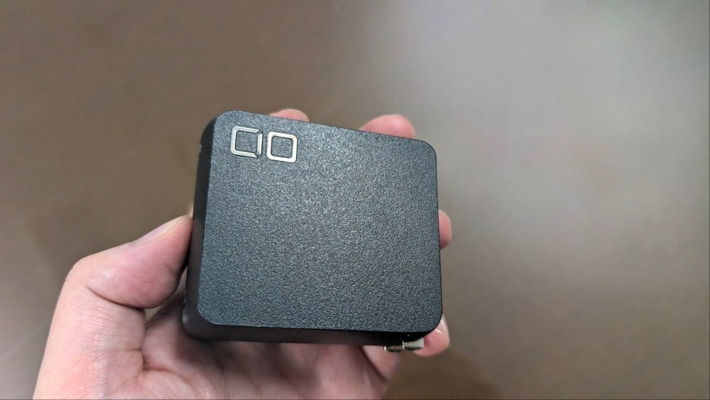 CIO｜140ｗ充電器は当分前線で戦えるスペックだと思ってる【ガジェットポーチの中身紹介】