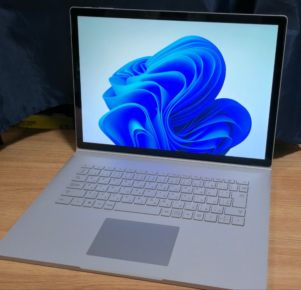 SurfaceBook3 15インチ