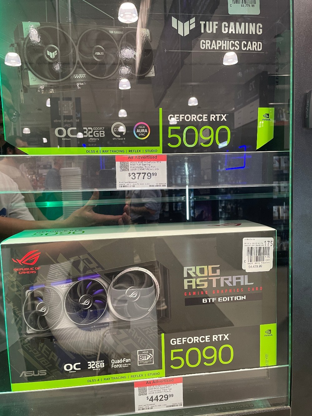 5090 ASUSはやはりちょっと高い