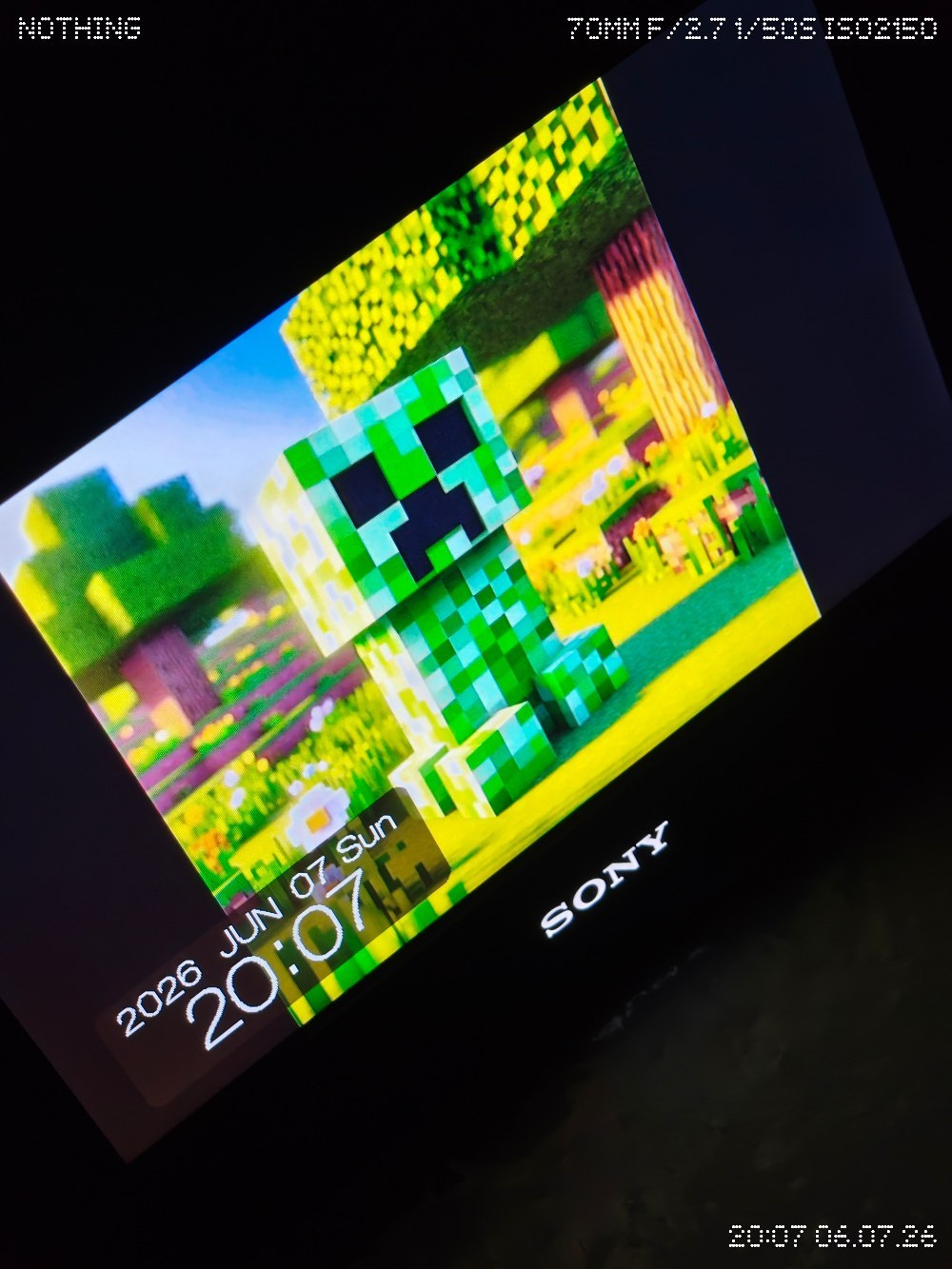 これはJPGのEXIFを編集した