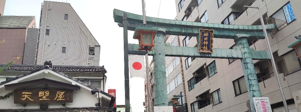画像左が甘酒屋さん