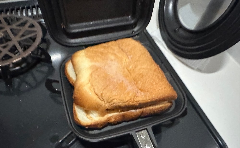 今回の片面は全面耳みたいなやつ。これおいしいのよねｗ
