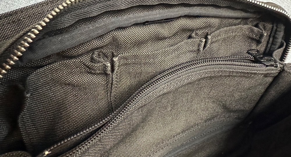 メイン