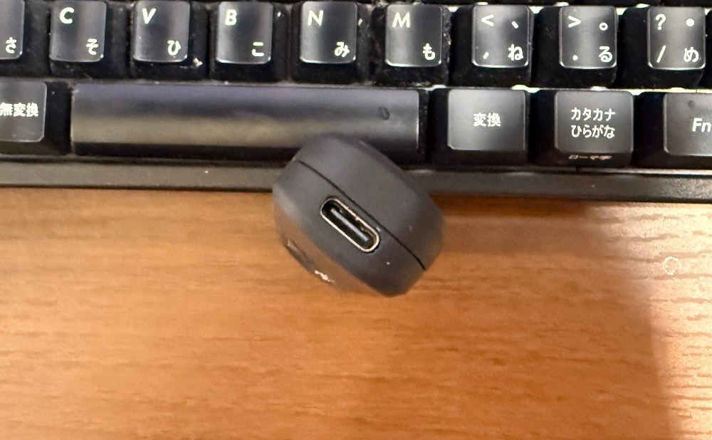 充電はUSB Type-c接続