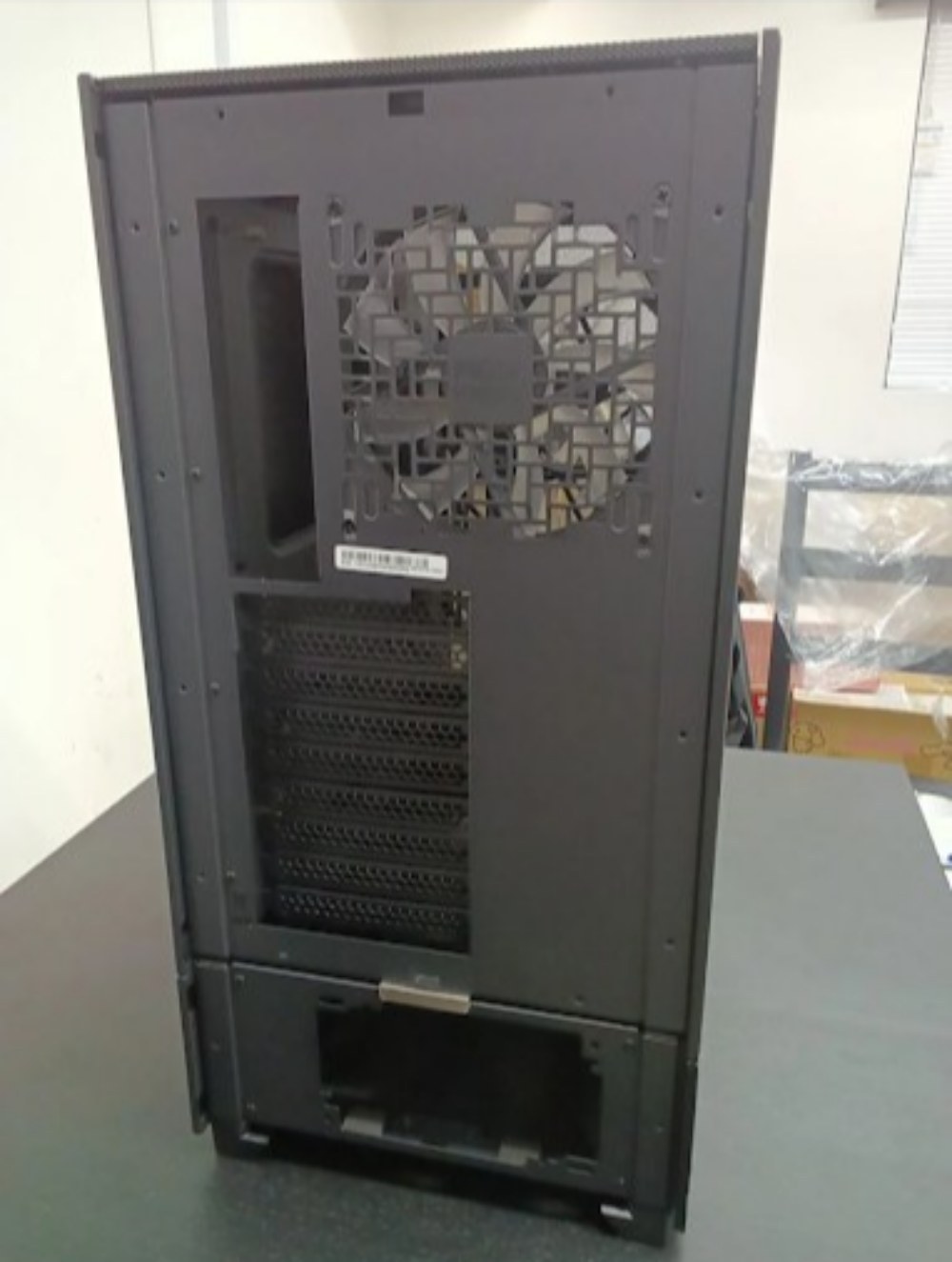 InWin ModFree Base