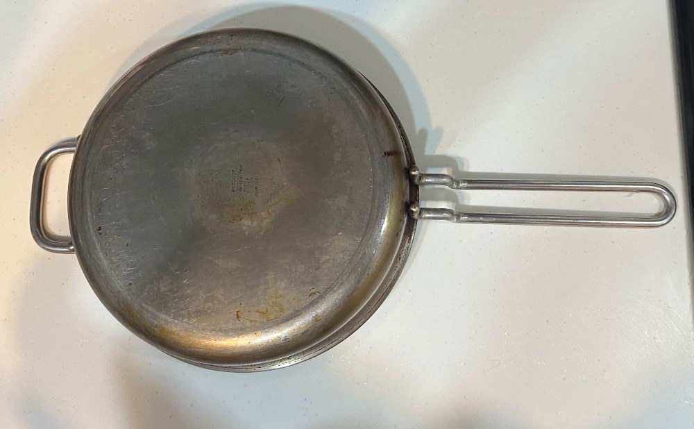 裏はぼちぼちこげついてるけど、先代よりマシ？