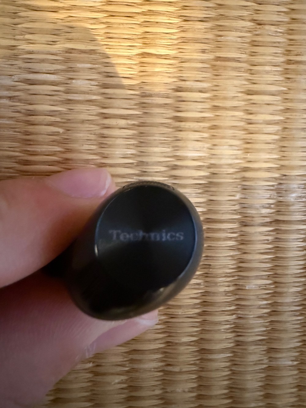 ターンテーブルをモチーフにしたデザイン