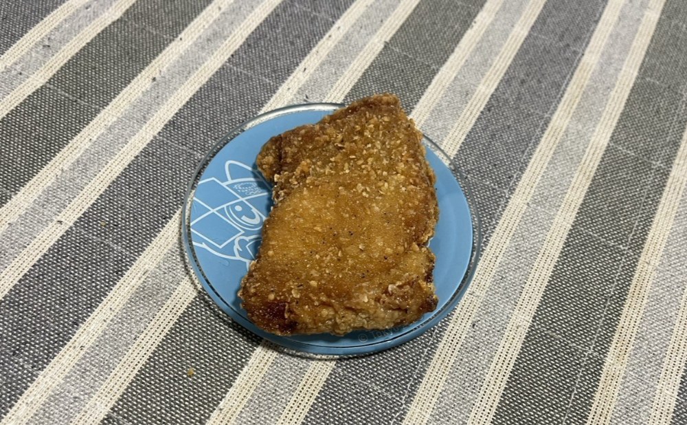 ショーケースの時と比較して普通に色になった？