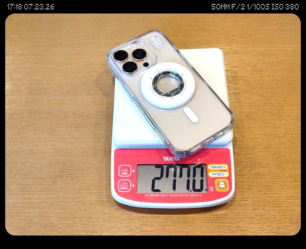 277g。まぁ、、、重い。笑