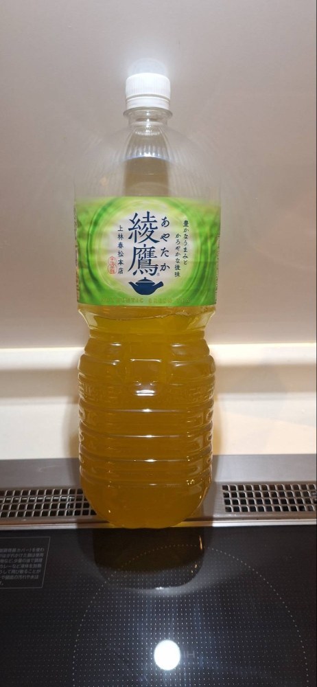 うちにはいつも2Lサイズが常備されています