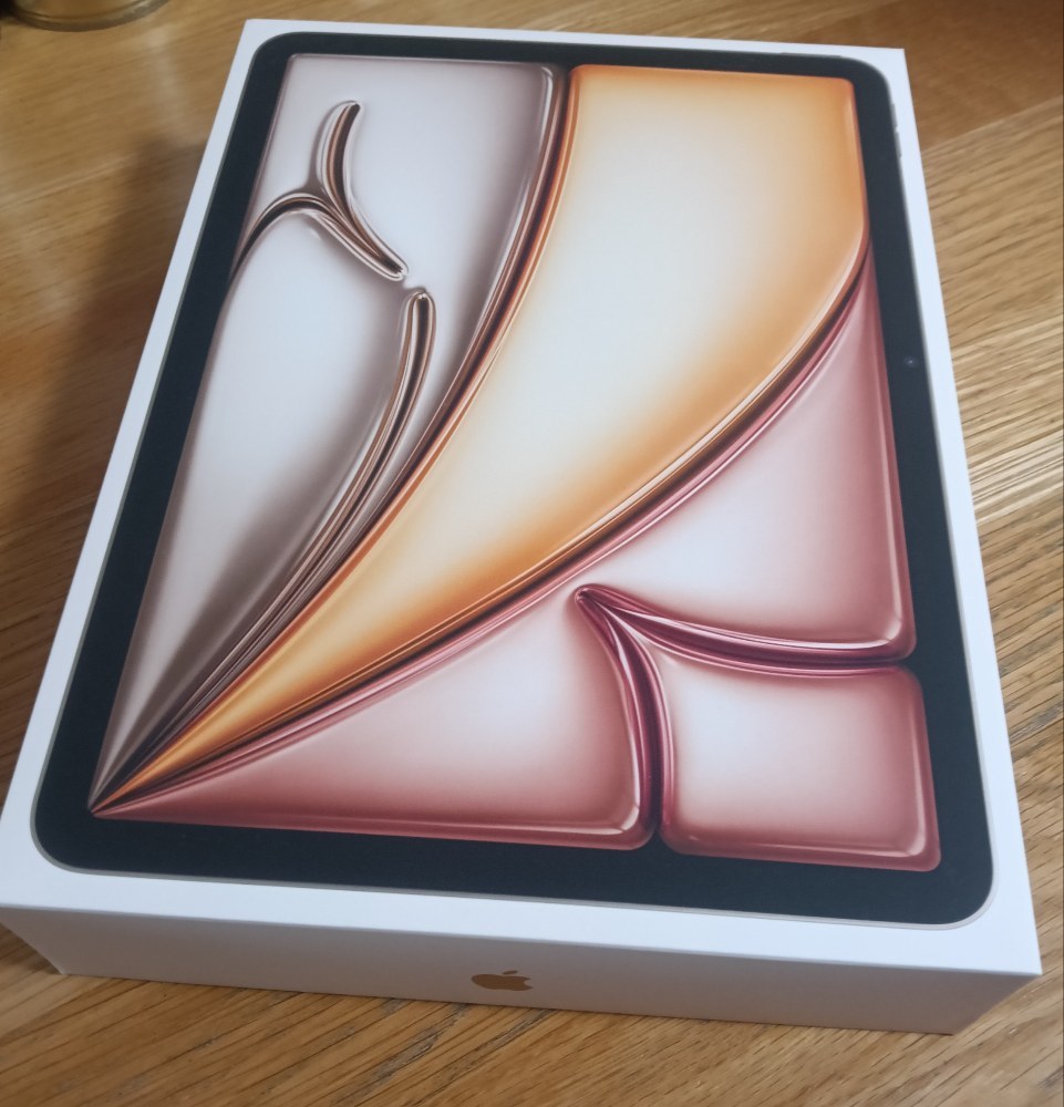 新品の箱