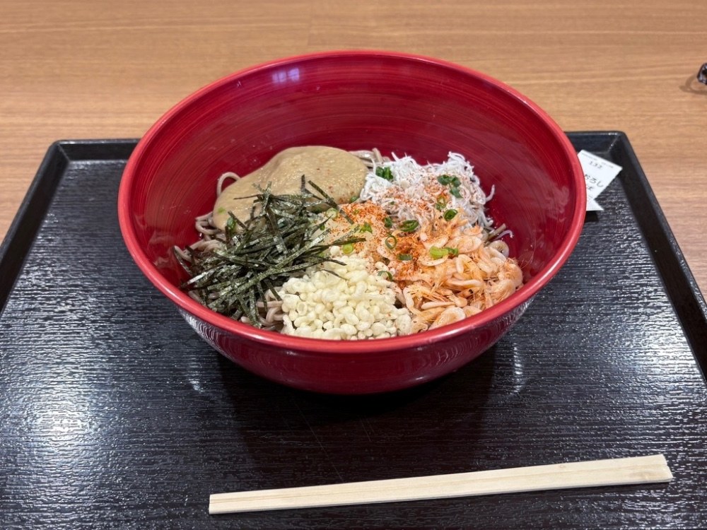 黒はんぺんとエビ　うまい