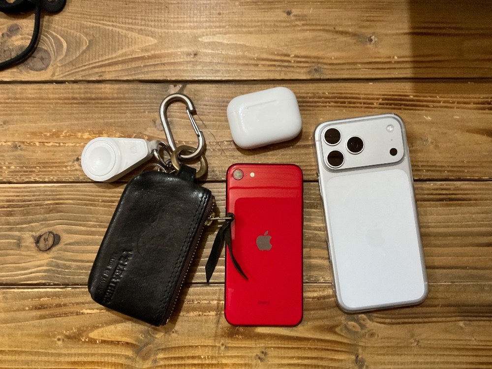 iPhone SE2は軽いし小さい故に「脇差」の感覚。一般的なサムライでしょ。