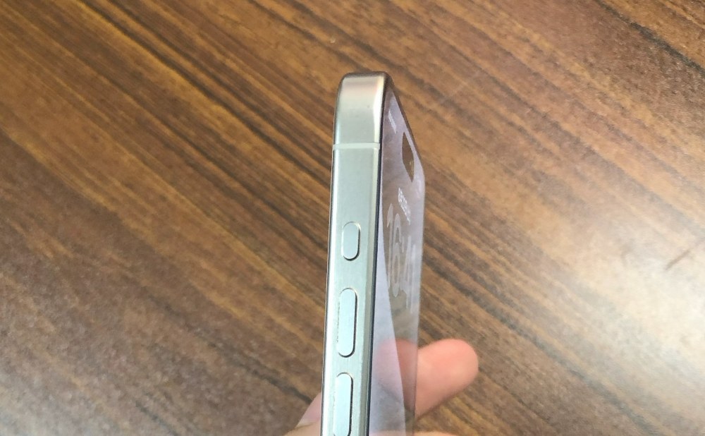 アクションボタン