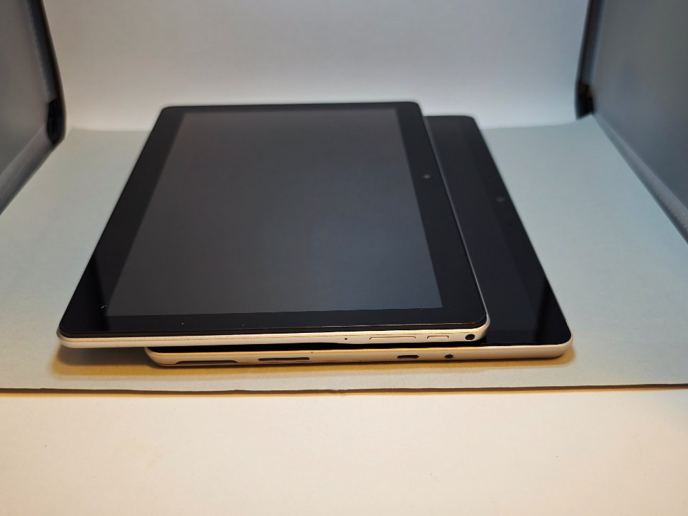 Surface Go2と比較