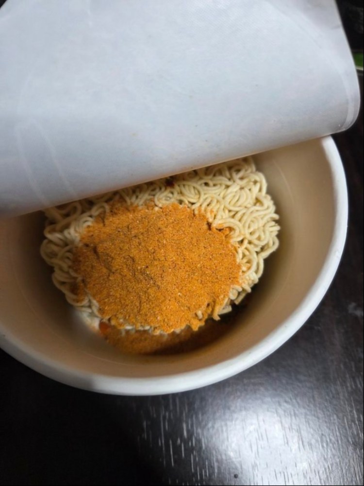 まんま辛ラーメンです。