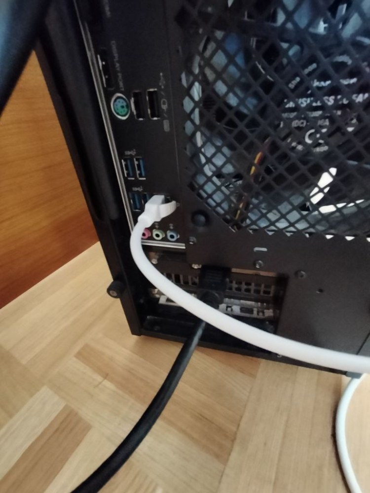 マザーボードの標準の口